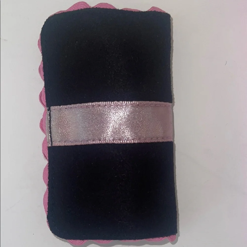 New Mary Kay Pink Mini Makeup Brush Set with Case